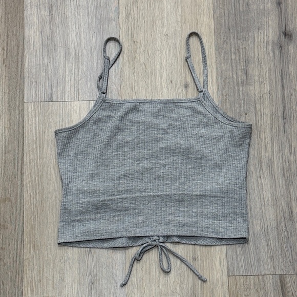 Gray Ruched Crop Top - Picture 2 of 2